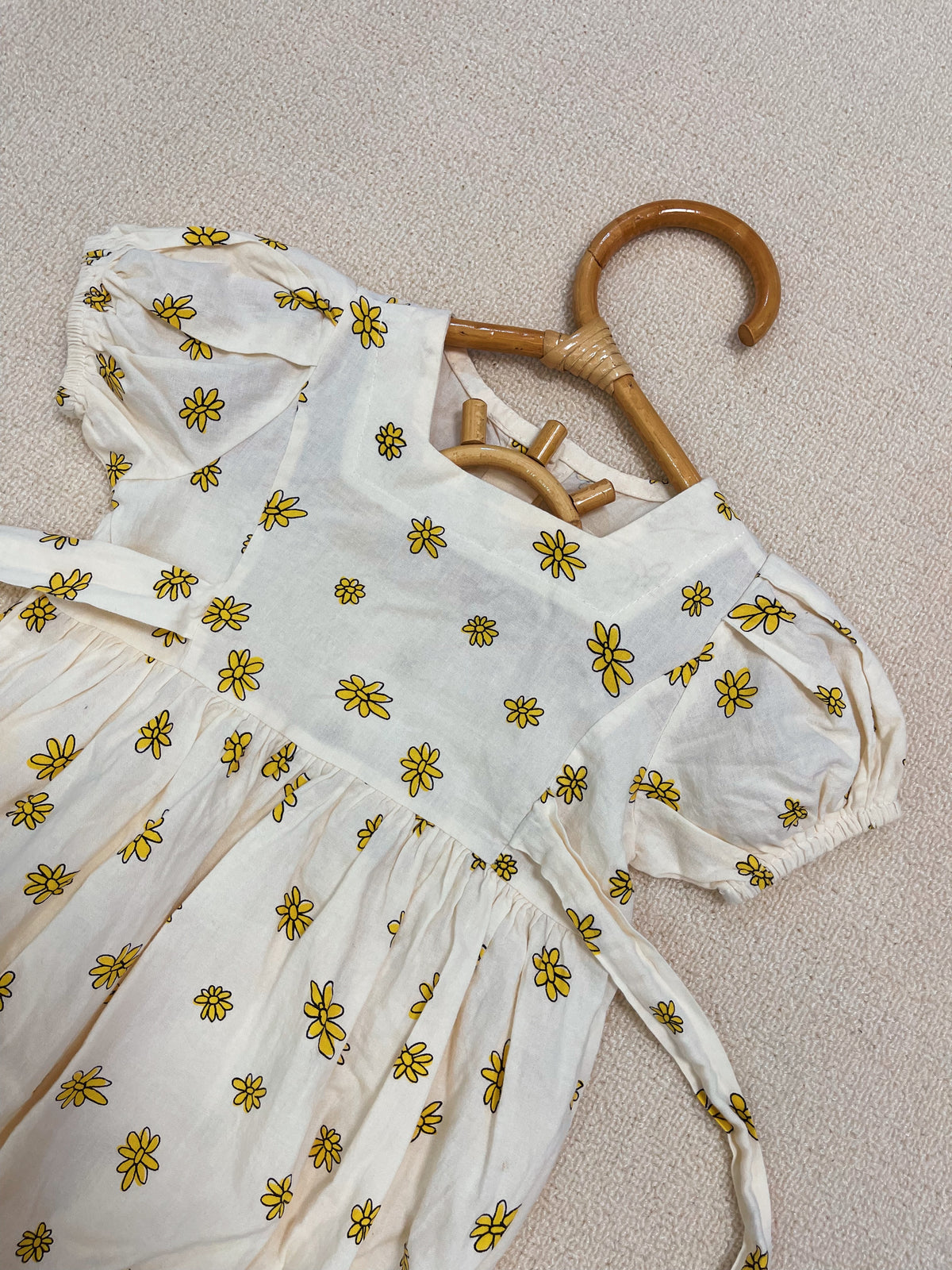 ANNE SHIRLEY Daisy Tie-Waist Romper