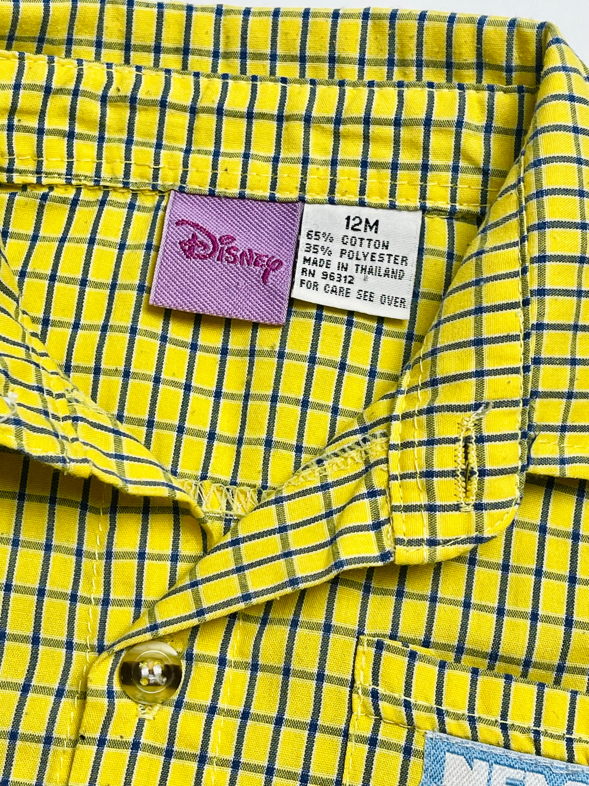 VINTAGE DISNEY - Finding Nemo Yellow Plaid Button-Up Shirt