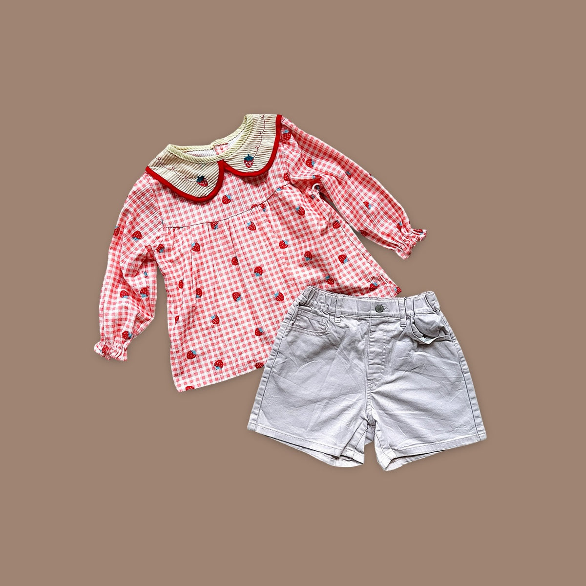 Strawberry fields gingham set