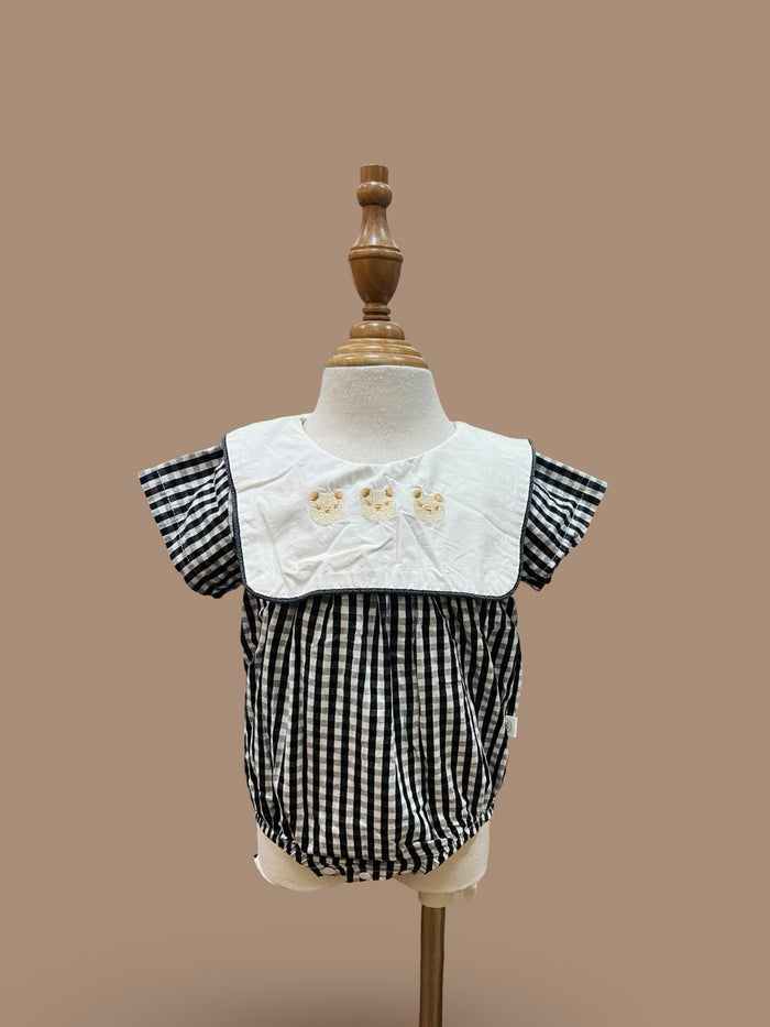 Gingham check romper with bear embroidery