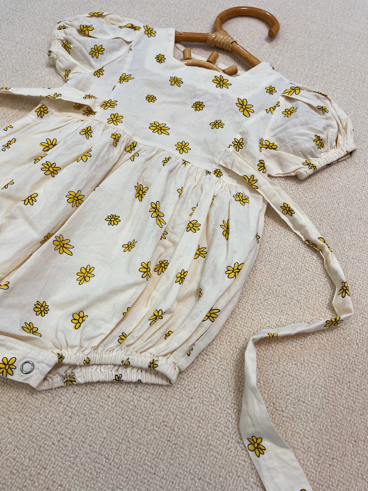 ANNE SHIRLEY Daisy Tie-Waist Romper