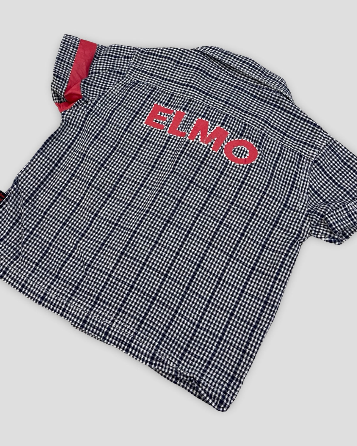VINTAGE 2003 sesame street elmo gingham pocket button-up shirt