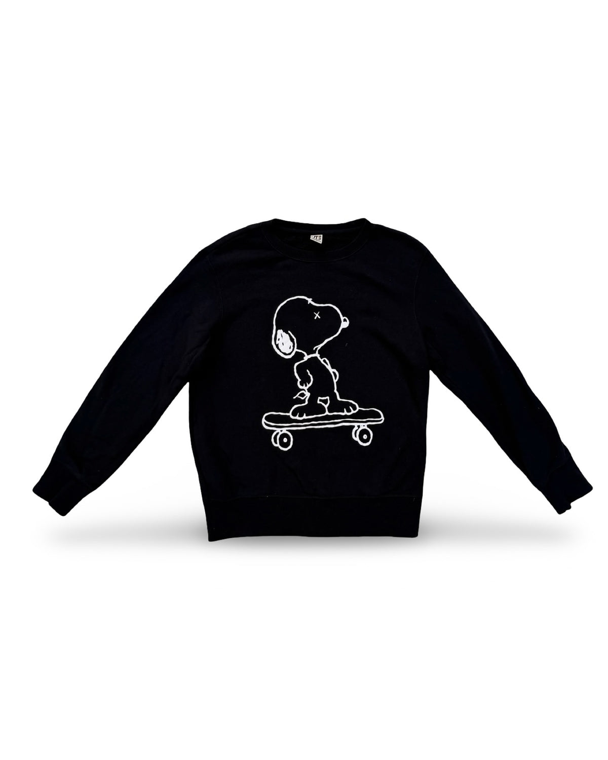 Uniqlo ut x kaws snoopy skateboard sweatshirt