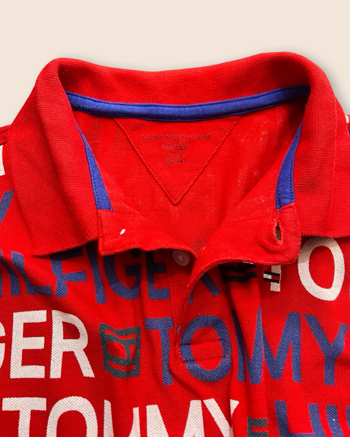 Tommy Hilfiger preloved logo polo shirt