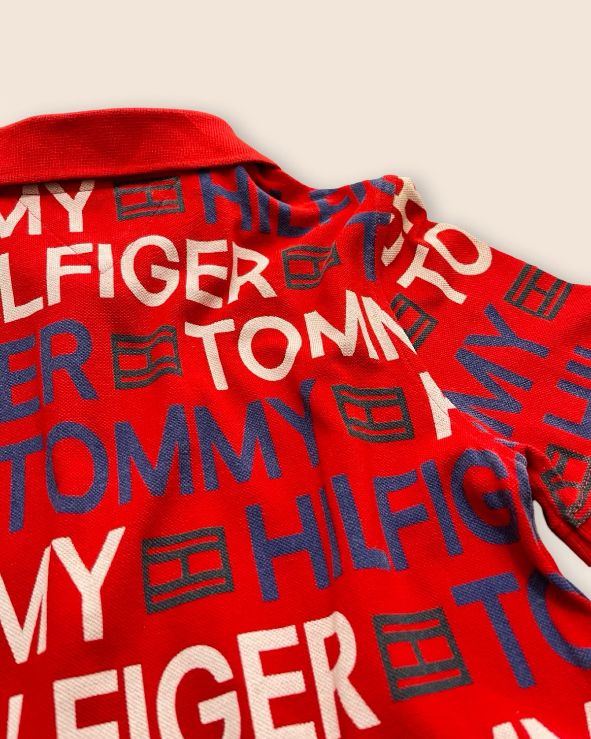 Tommy Hilfiger preloved logo polo shirt