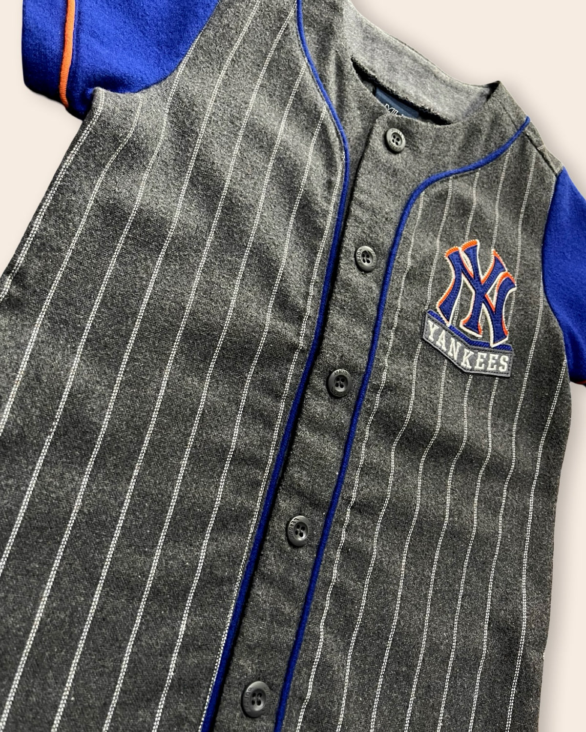 Mlb yankees pinstripe baseball button top, grey