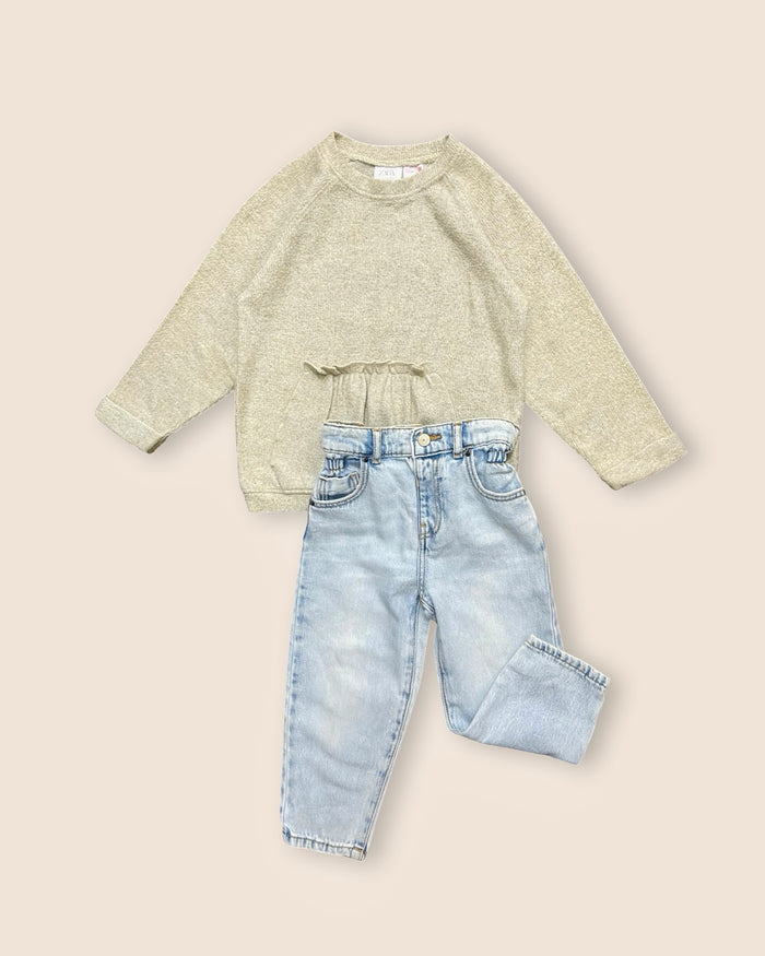 Knit top + light-wash jeans set, denim