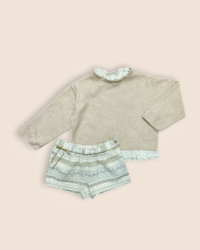 Neutral lace detail top + printed shorts