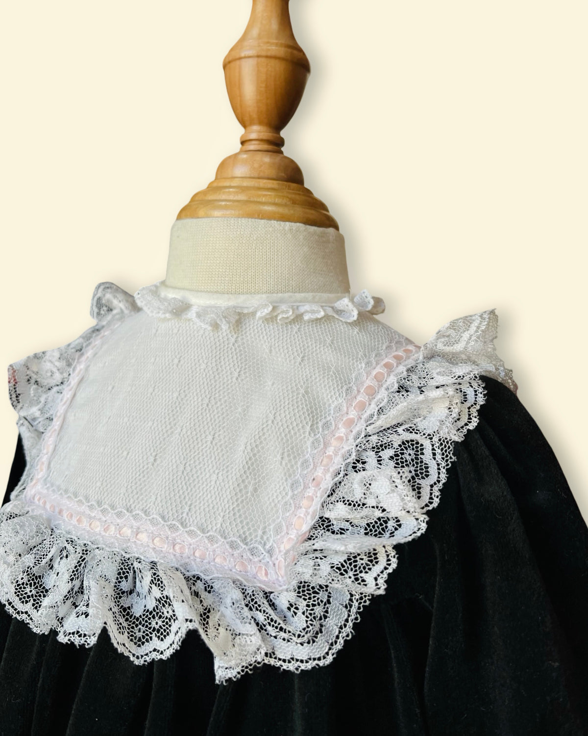 Bryan - Vintage Classic Black Velvet Lace Trim Party Dress