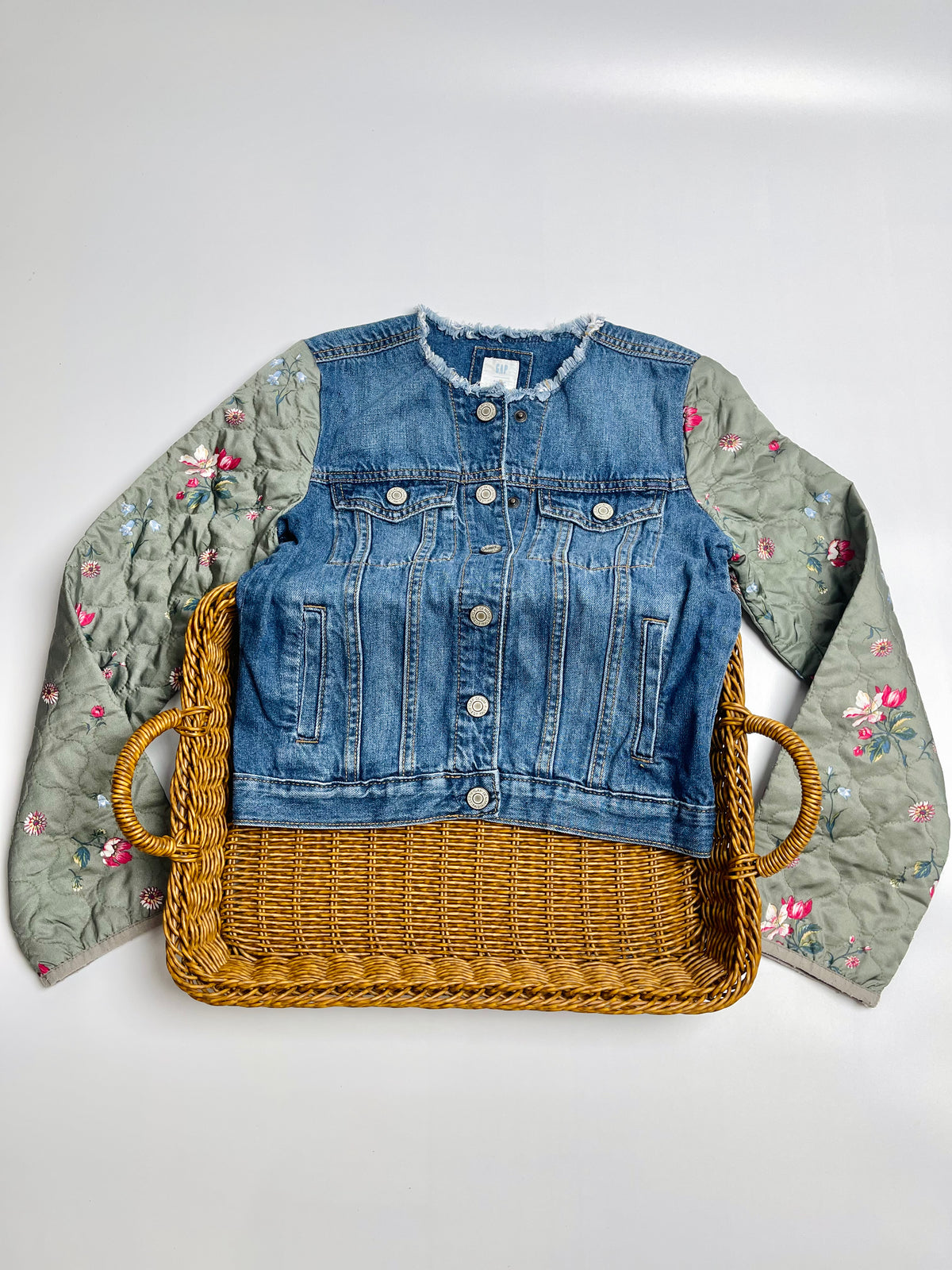 Vintage GAP Denim Jacket x Sarah Jessica Parker – Floral Quilted Sleeves