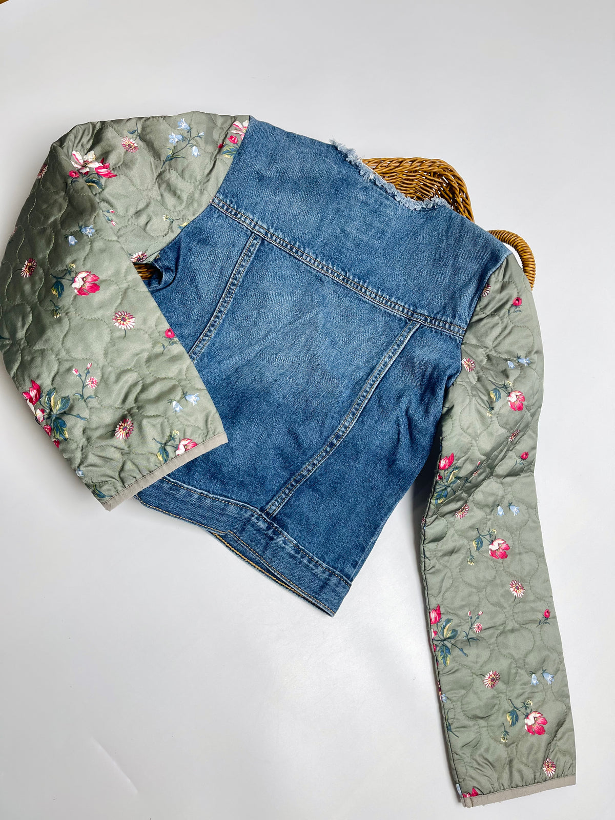 Vintage GAP Denim Jacket x Sarah Jessica Parker – Floral Quilted Sleeves