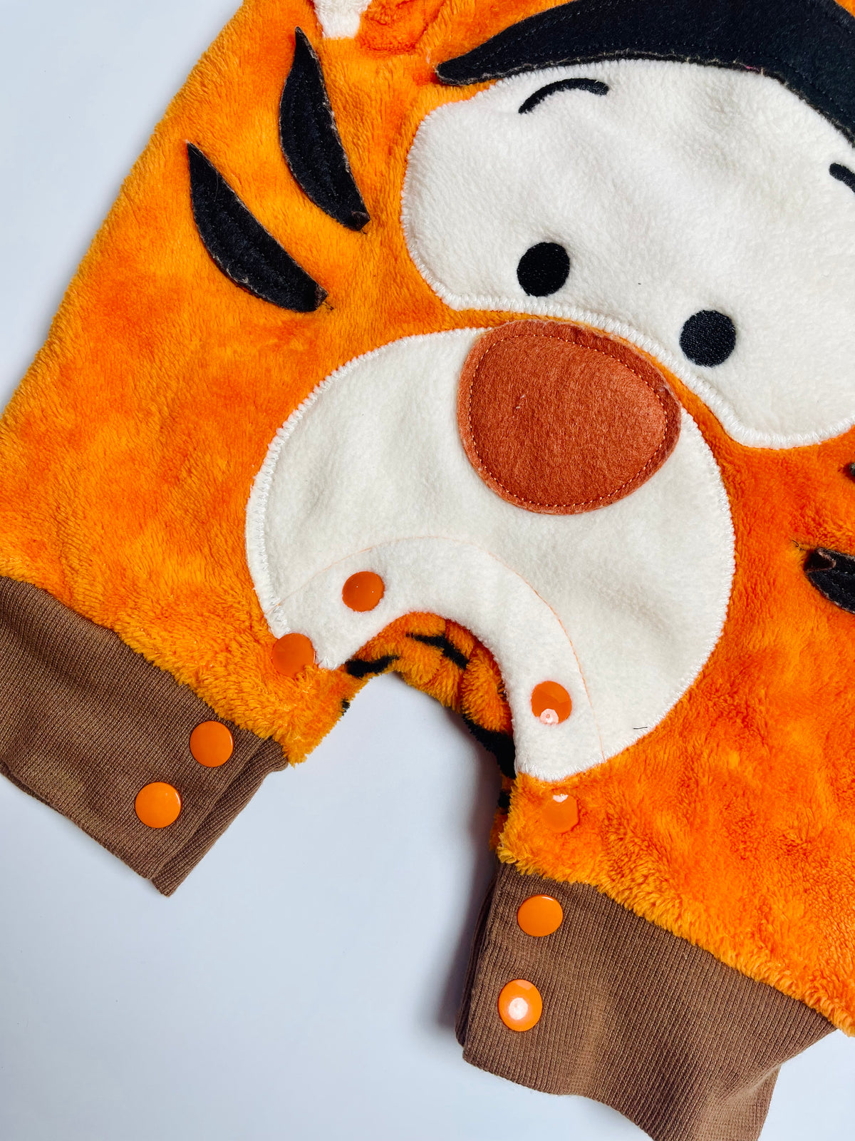 Disney - Tigger Fuzzy Overall Romper 🐯🧡