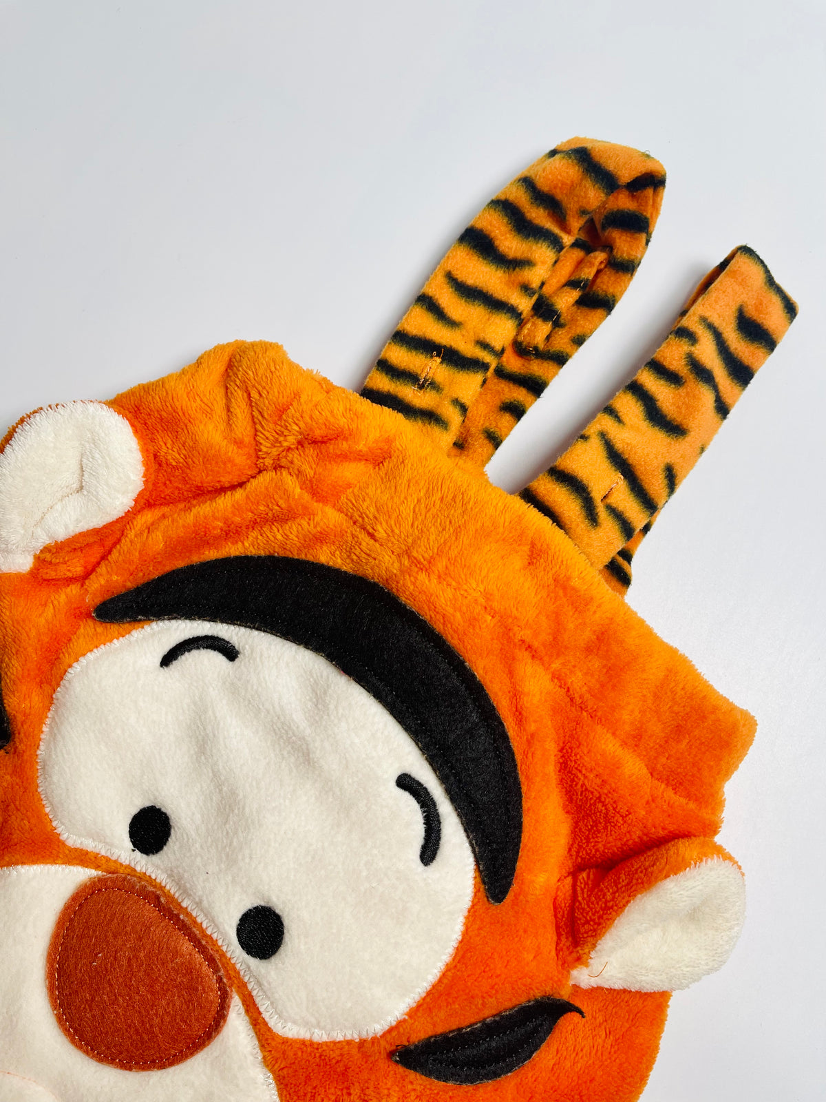 Disney - Tigger Fuzzy Overall Romper 🐯🧡