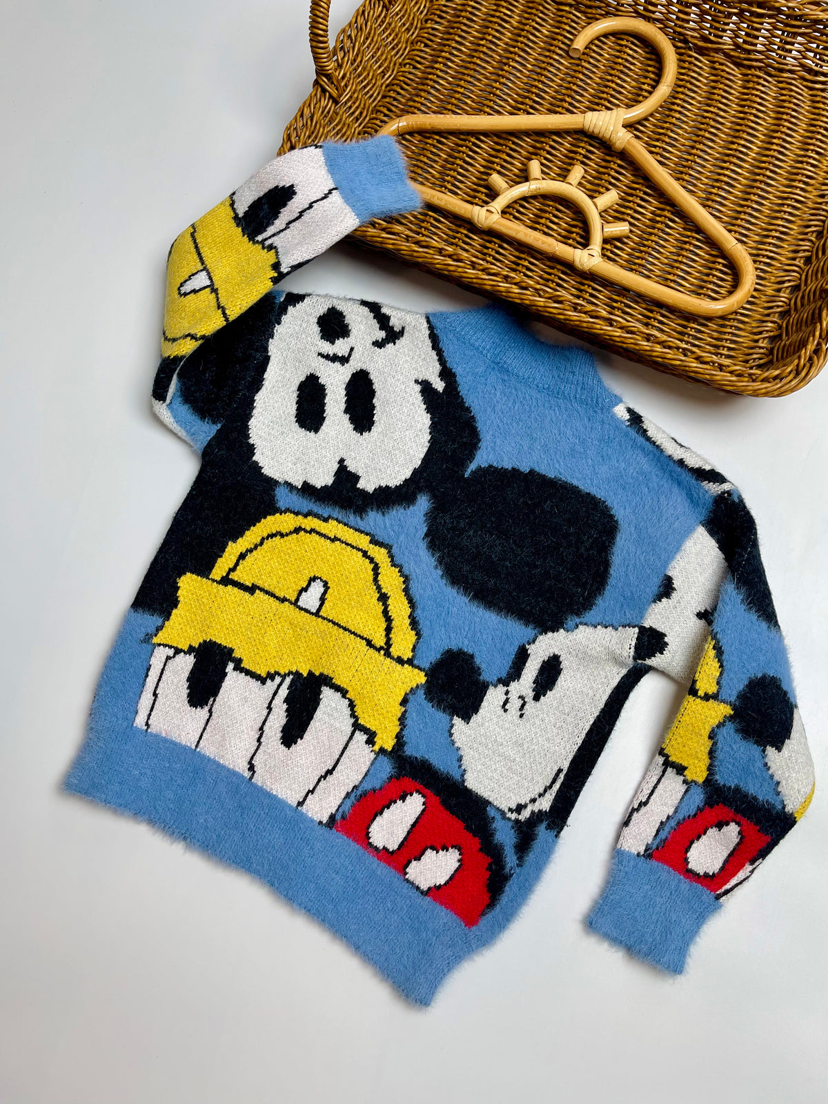 Mickey Mouse Character Knit Cardigan