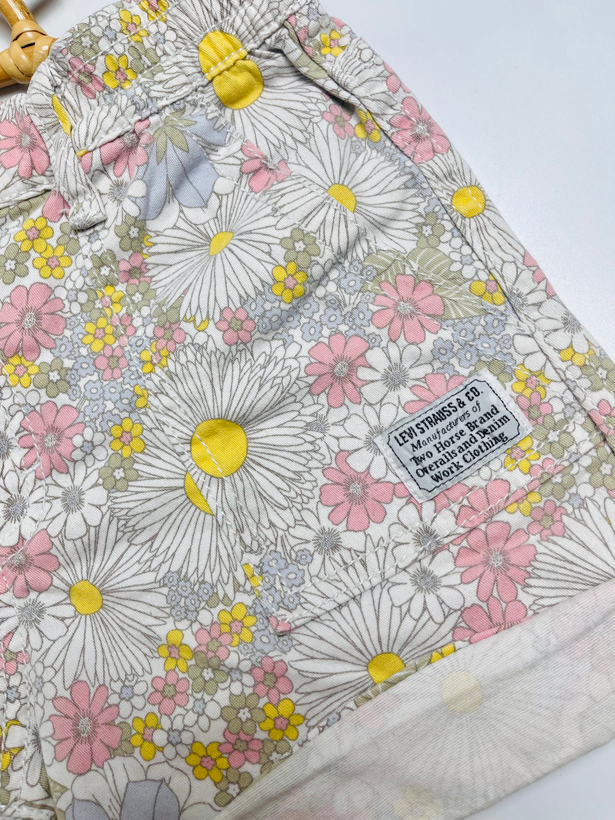 Levi’s Floral Daisy Denim Shorts