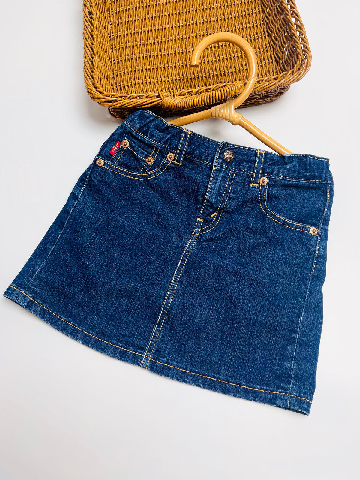Levi’s Dark Wash Denim Skirt