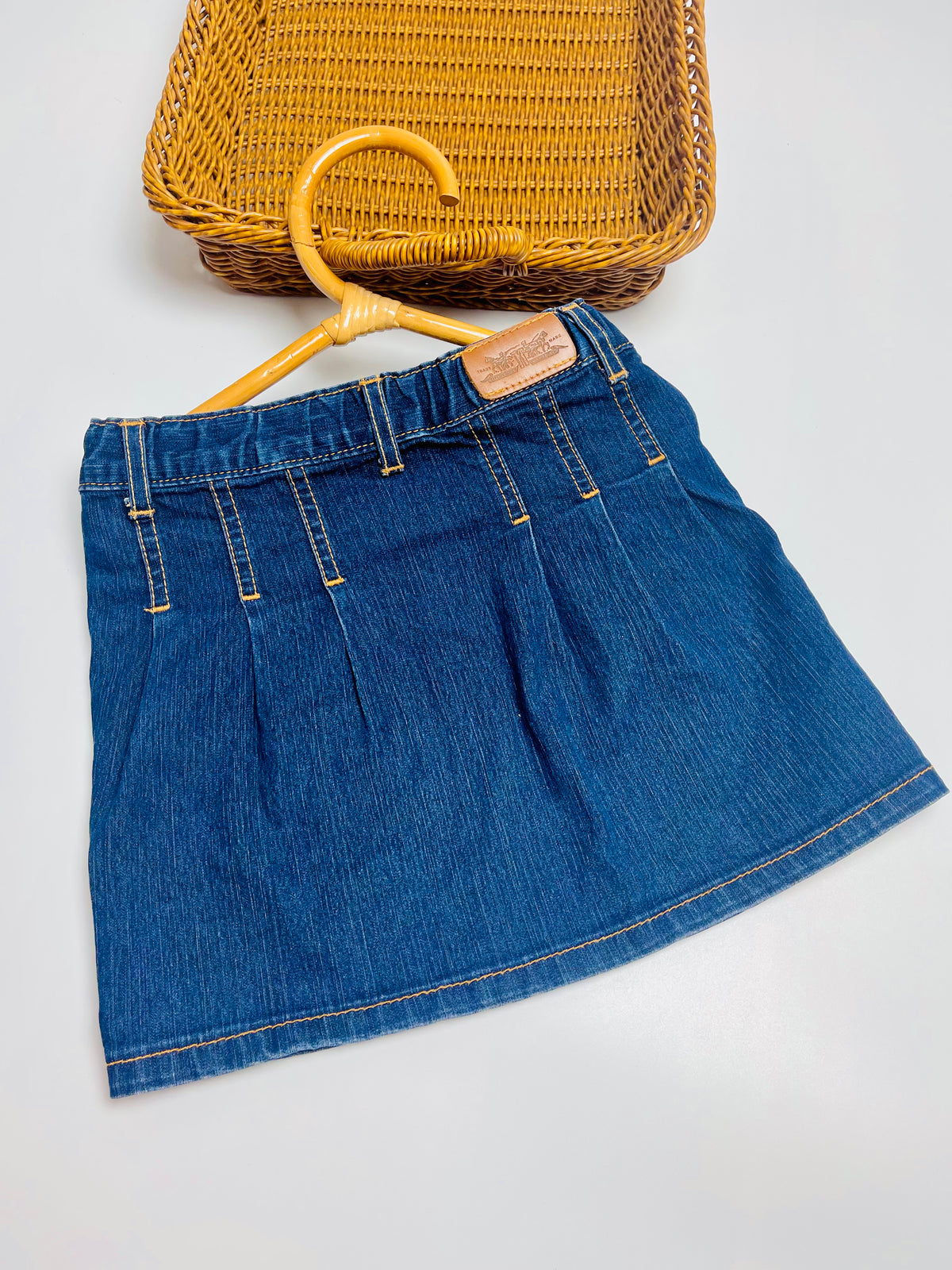Levi’s Dark Wash Denim Skirt